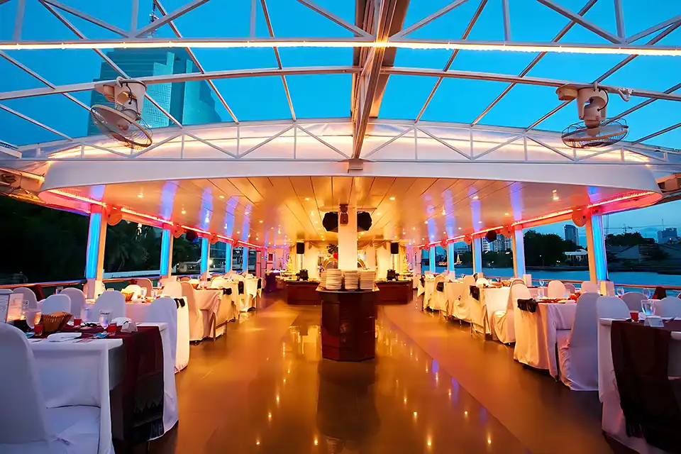 Bangkok: Chaophraya Cruise: A Magical Evening of Dinner, Music & River View