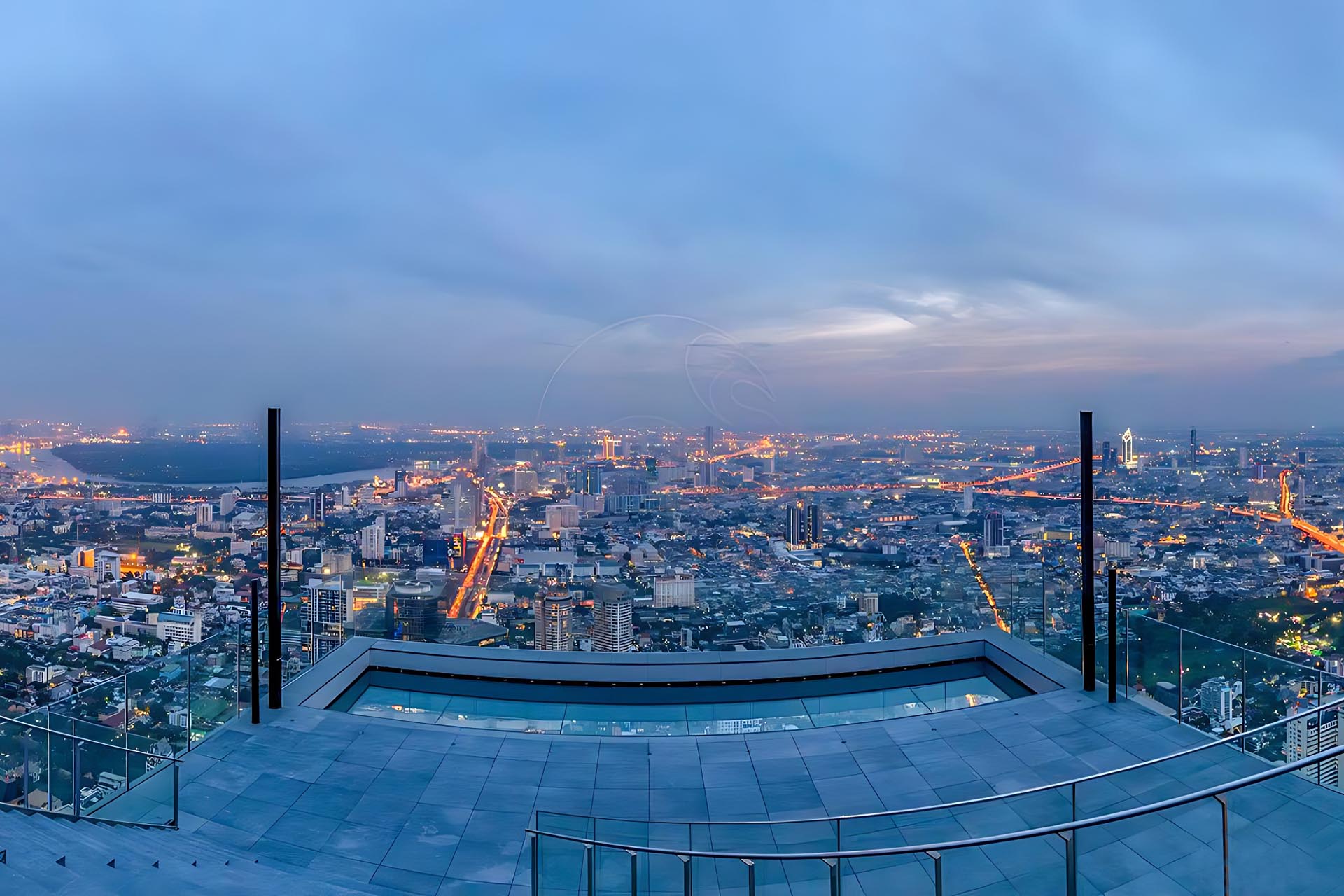 Bangkok: King Power Mahanakhon SkyWalk Ticket