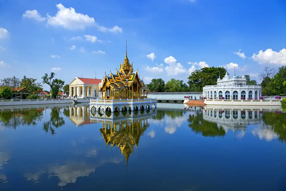 From Bangkok: Ayutthaya Night Tour with Night Market and Hotel Transfer (Join Tour)