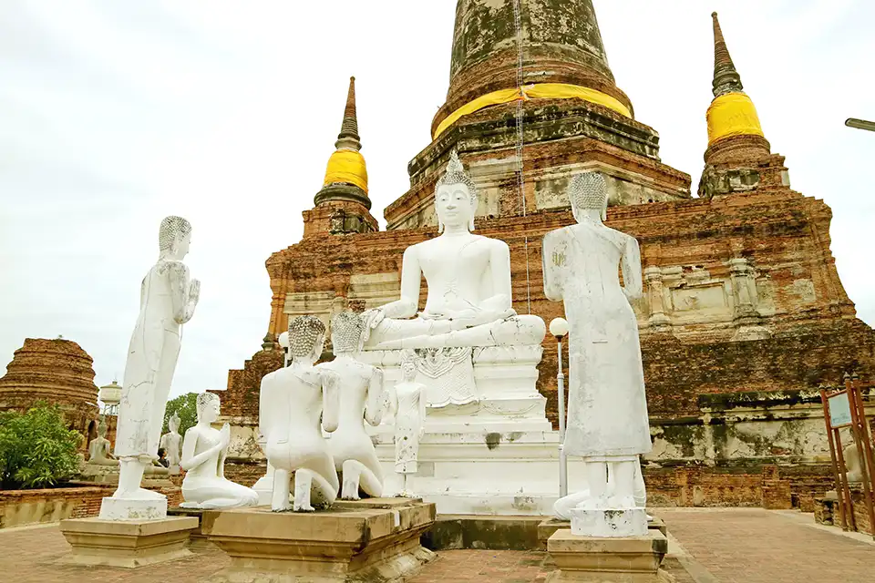 From Bangkok: Ayutthaya Night Tour with Night Market and Hotel Transfer (Join Tour)