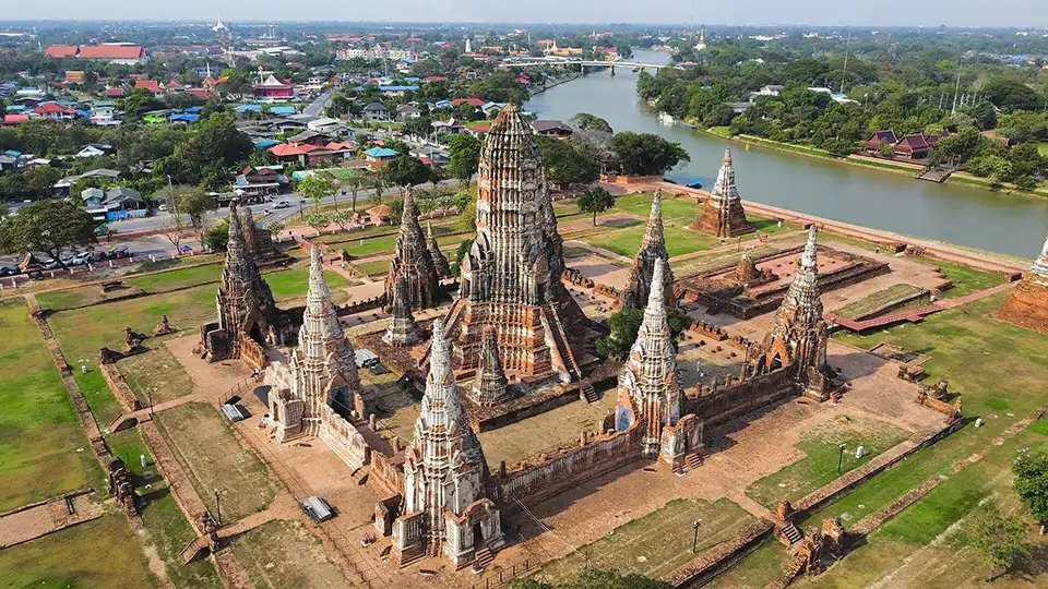 From Bangkok: Ayutthaya Night Tour with Night Market and Hotel Transfer (Join Tour)