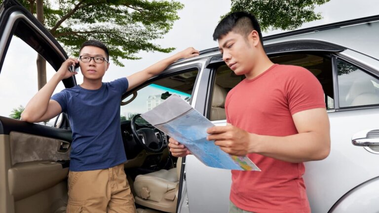 Private Tour Guide in Bangkok with Car: Is It Worth It?