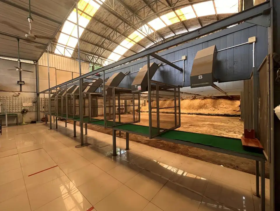 Bangkok: Ratchanawi Bang Na Shooting Range Experience
