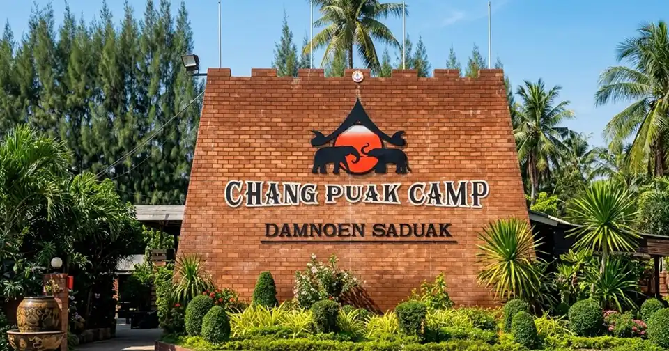Bangkok: Chang Puak Camp Damnoen Saduak