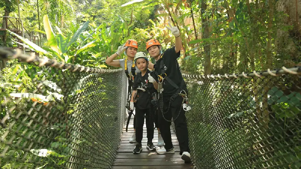 Chiang Mai: Phoenix Adventure Zipline & High Rope