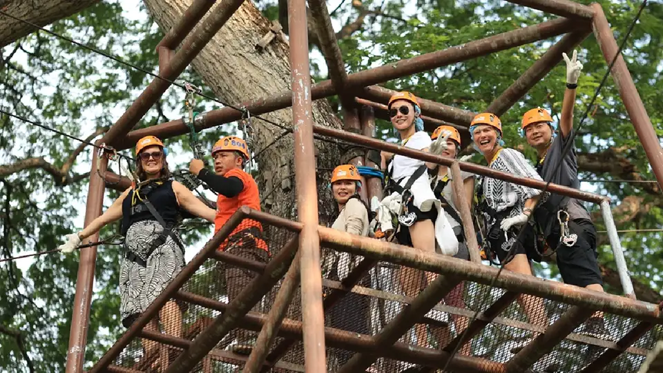 Chiang Mai: Phoenix Adventure Zipline & High Rope