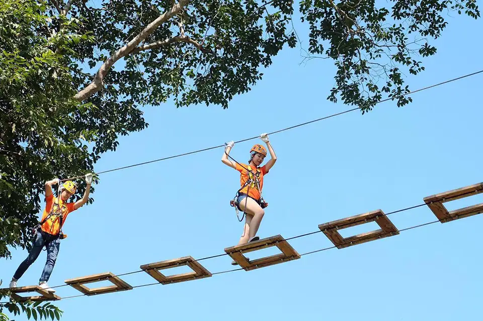 Chiang Mai: Phoenix Adventure Zipline & High Rope