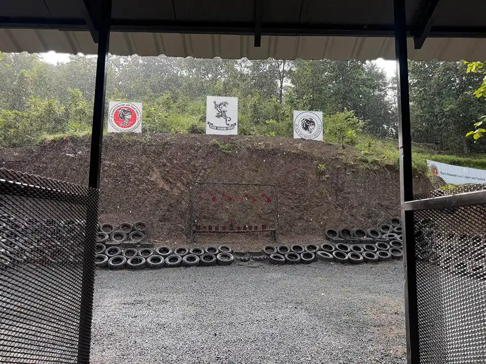 Chiang Mai: Black Diamond Cover Shooting Range