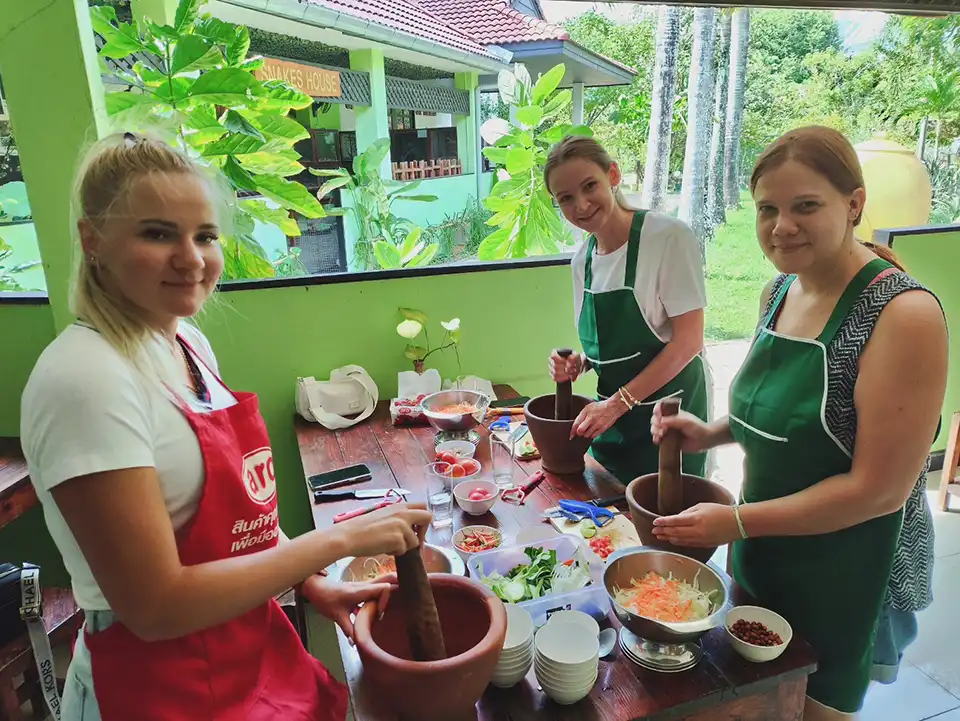 Pattaya: Asian Spicy Garden Thai Cooking Class