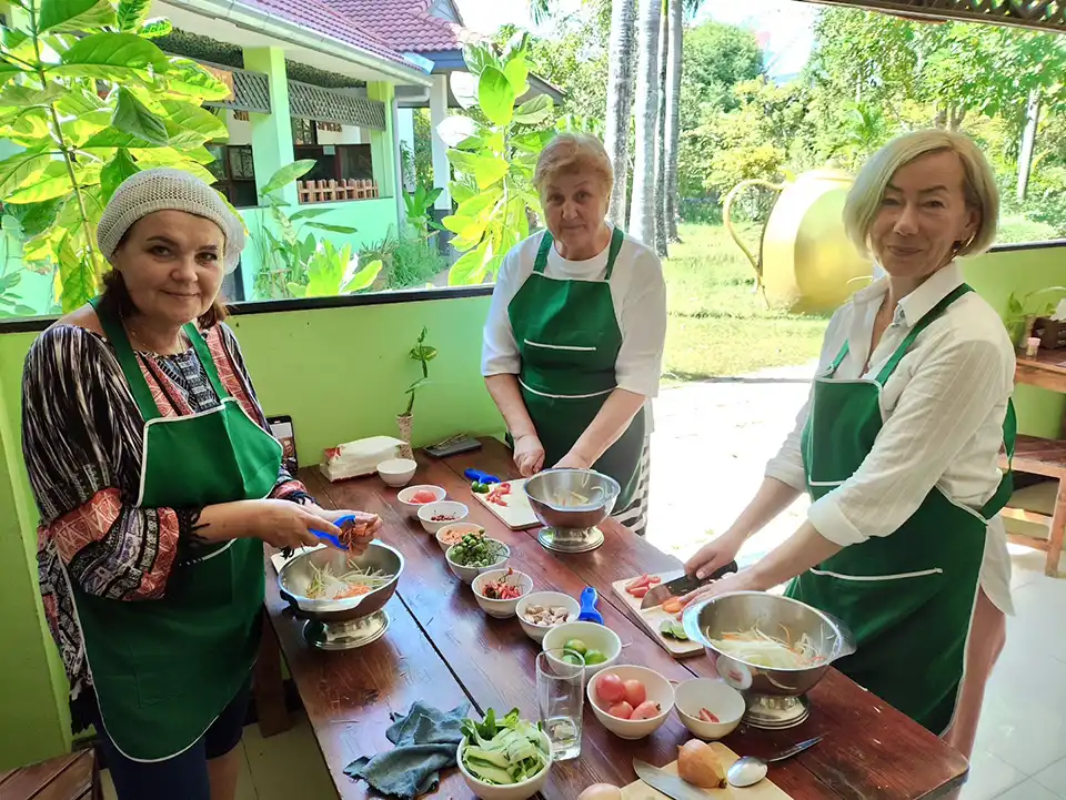 Pattaya: Asian Spicy Garden Thai Cooking Class