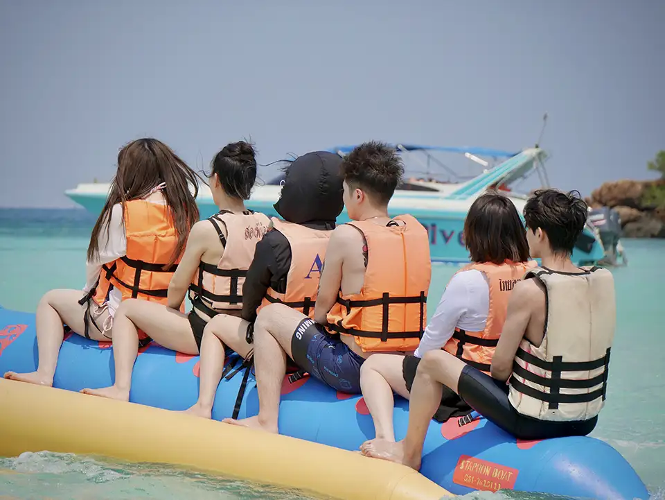 Pattaya: Koh Larn Join Tour by Speedboat