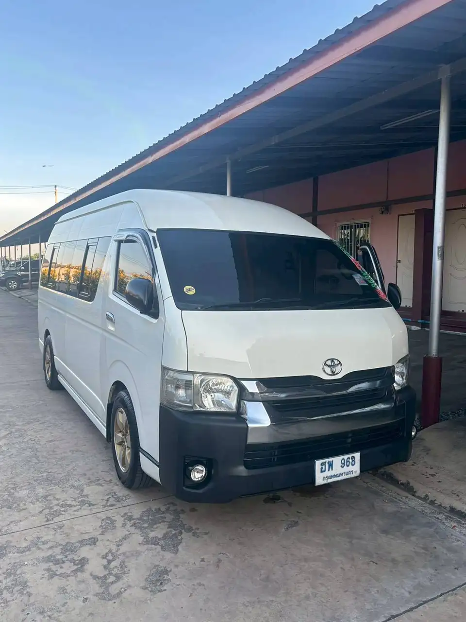 Pattaya: Private Van from Leam Chabang Port to Pattaya to Suvarnabhumi Airport Bangkok