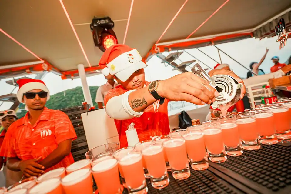 Pattaya: Once Yachting Party 3 Islands Trip (Join Tour)