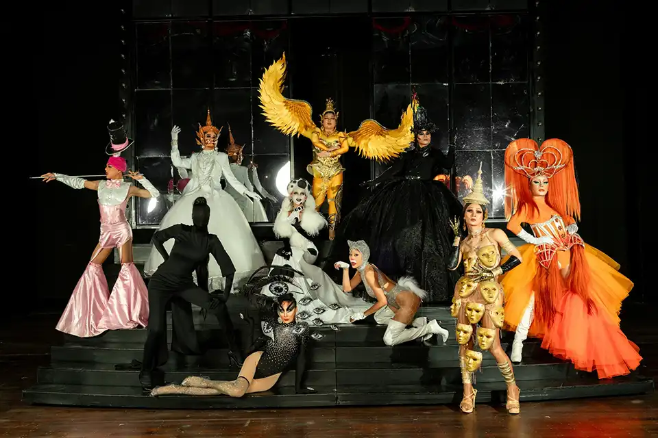 Pattaya: Alcazar Cabaret  Show Admission Ticket