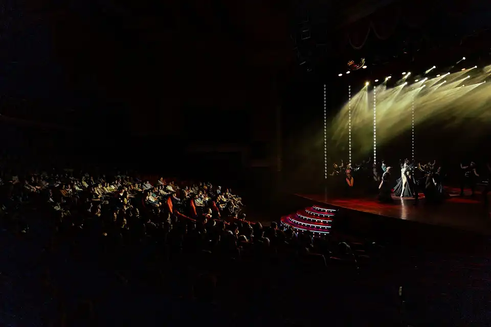 Pattaya: Alcazar Cabaret  Show Admission Ticket