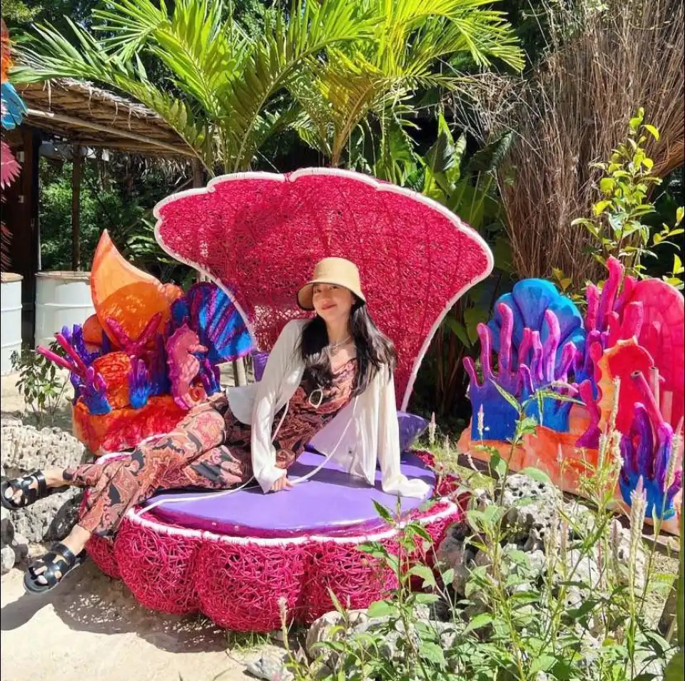 Pattaya Elephant Village and MongChang Cafe