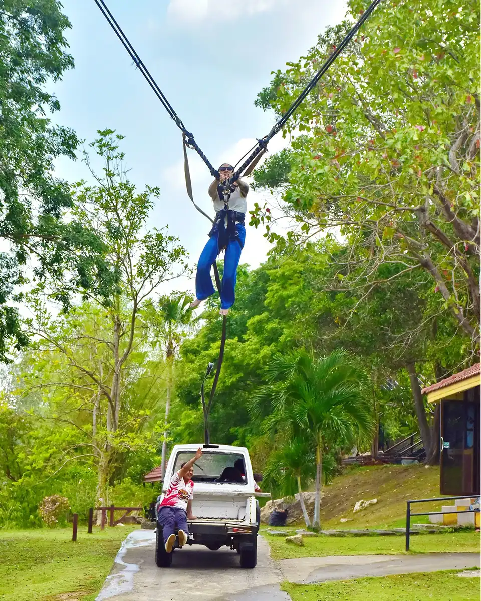 Pattaya: Bungy Jump, Jet Board and Zipline at Changthai Thappraya Safari