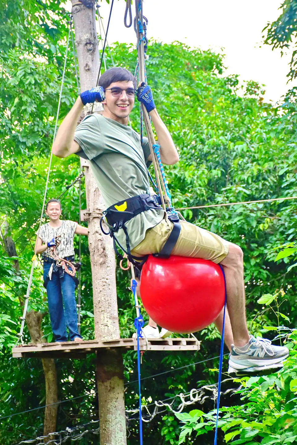 Pattaya: Bungy Jump, Jet Board and Zipline at Changthai Thappraya Safari