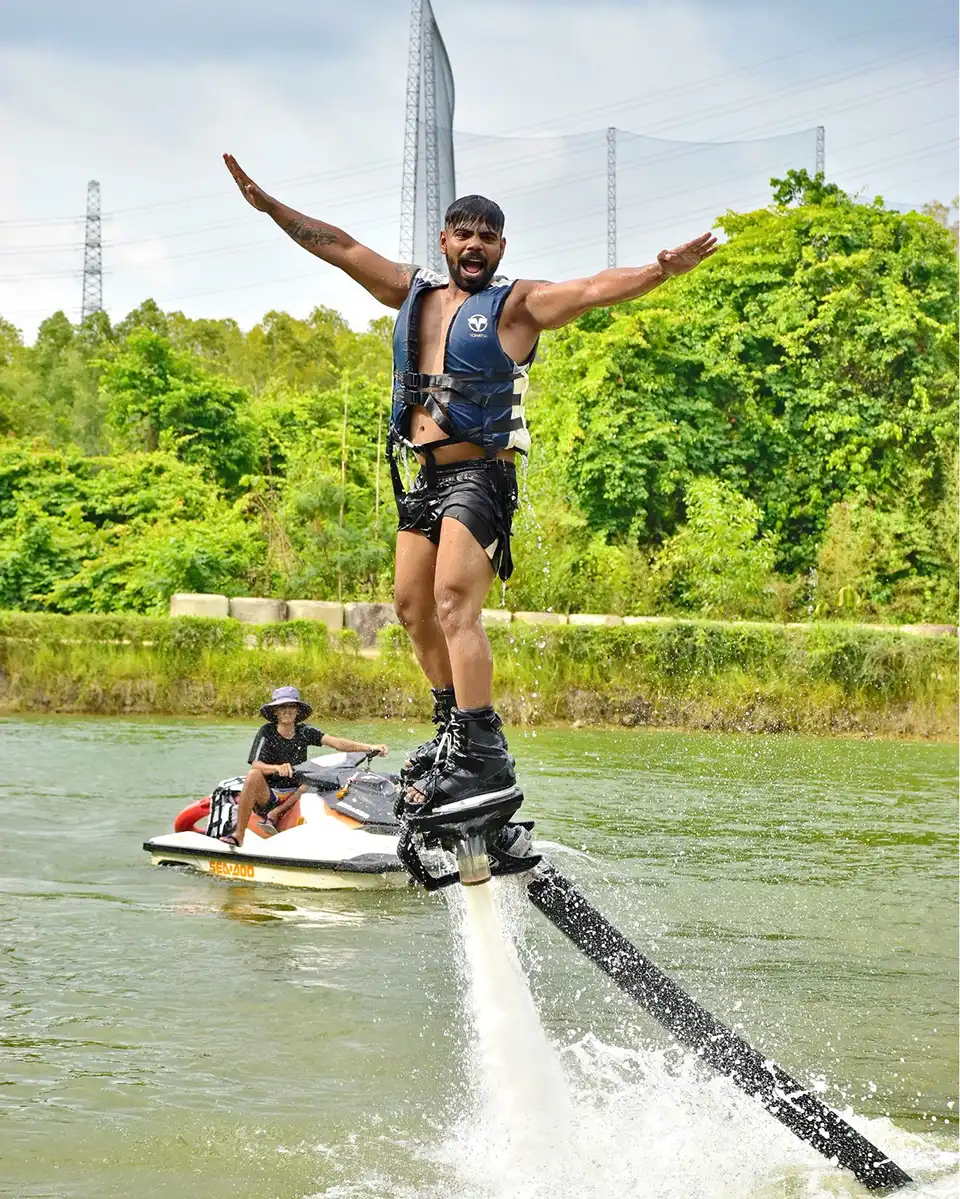 Pattaya: Bungy Jump, Jet Board and Zipline at Changthai Thappraya Safari