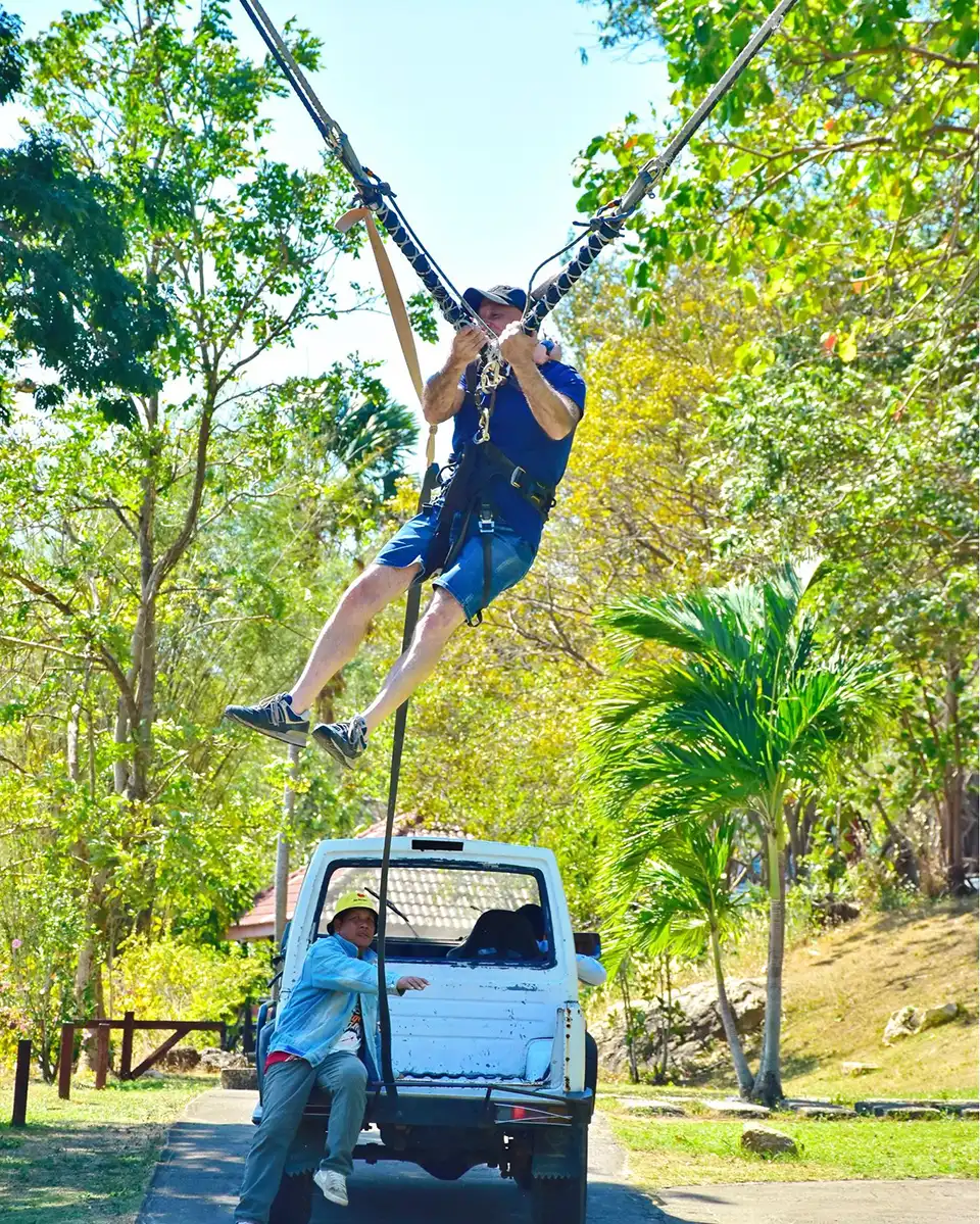 Pattaya: Bungy Jump, Jet Board and Zipline at Changthai Thappraya Safari