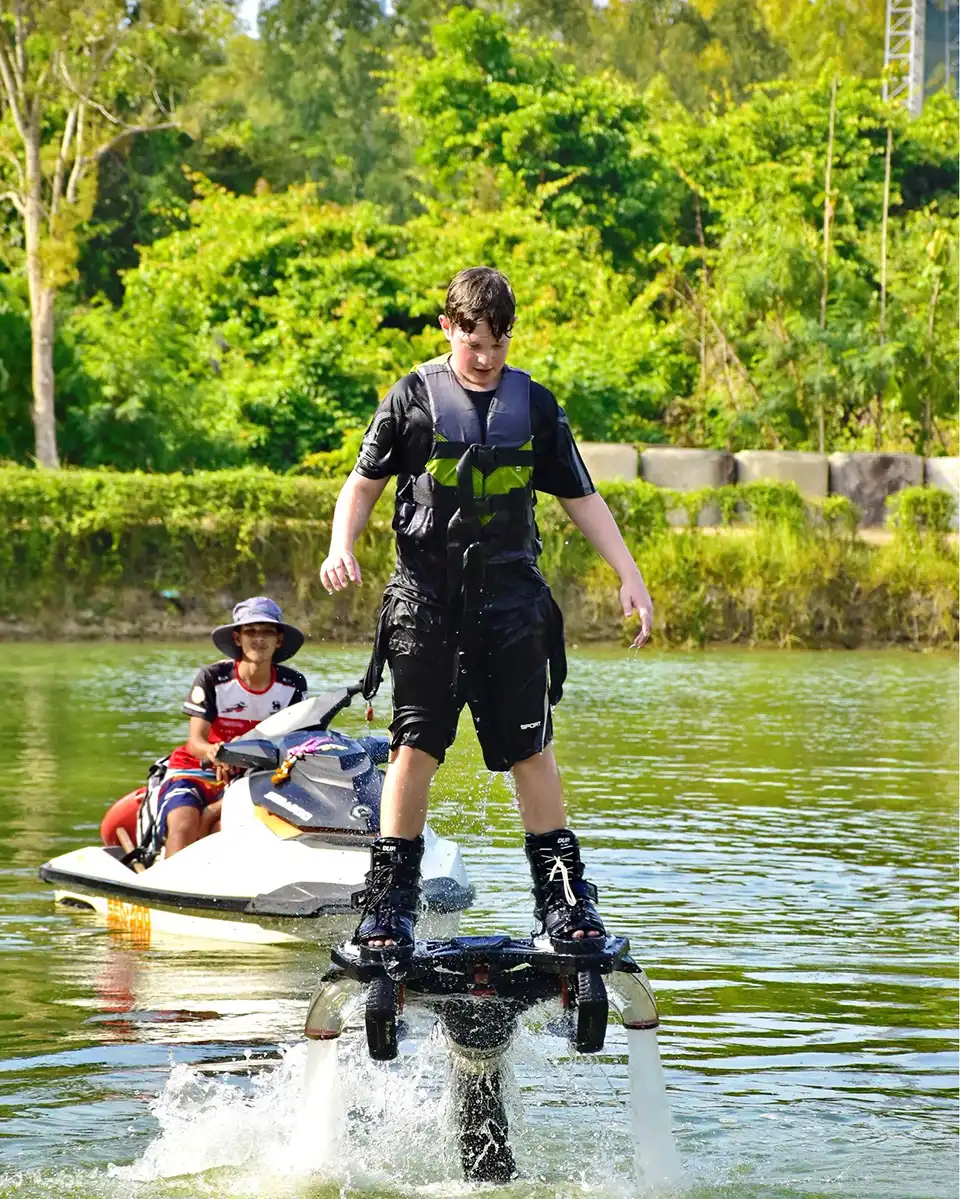 Pattaya: Bungy Jump, Jet Board and Zipline at Changthai Thappraya Safari