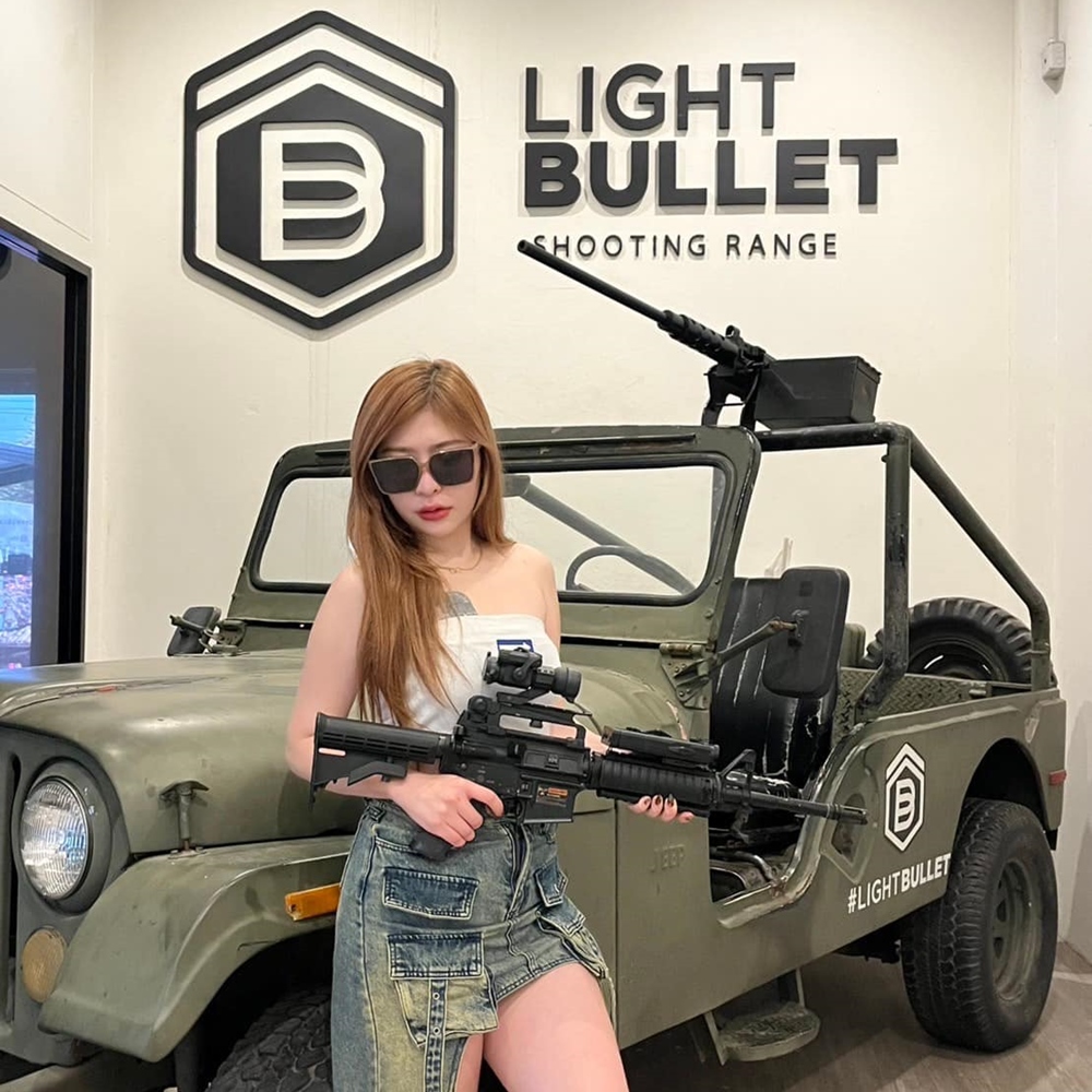 Pattaya: Light Bullet Shooting Range