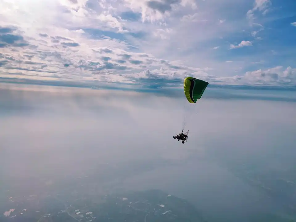 Beach and City Scenic Paramotor by BFA Flying Club