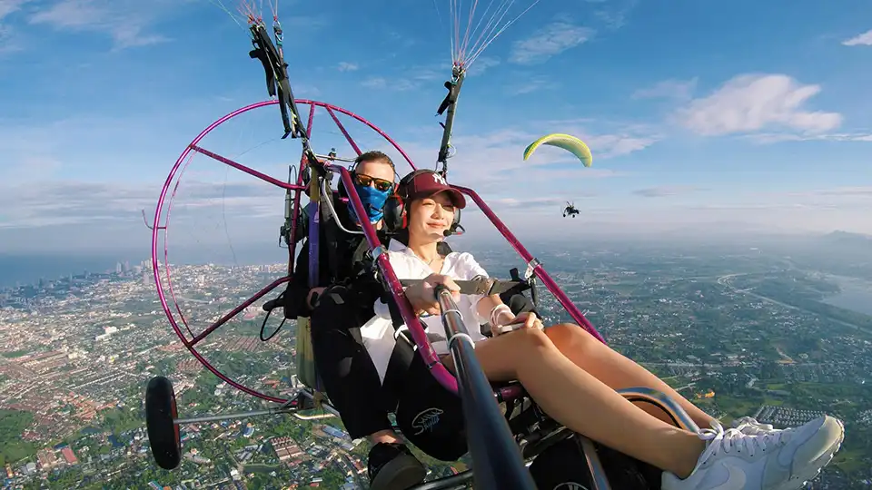 Beach and City Scenic Paramotor by BFA Flying Club