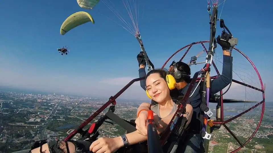 Beach and City Scenic Paramotor by BFA Flying Club