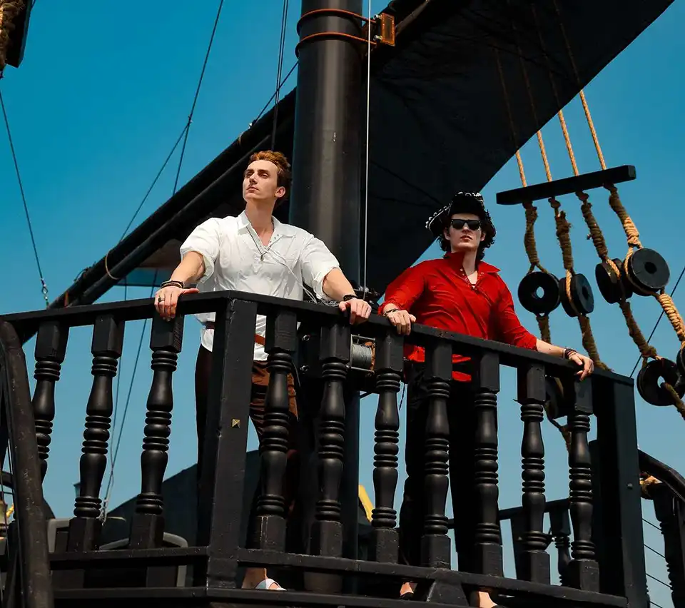 Pattaya: Black Pearl Cruise – Pirate-themed Cruising