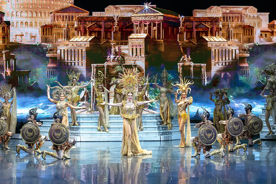 Pattaya: Colosseum Show Pattaya Entry Ticket