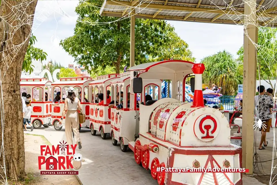 Pattaya: Family Park Pattaya Sheep Farm Ticket