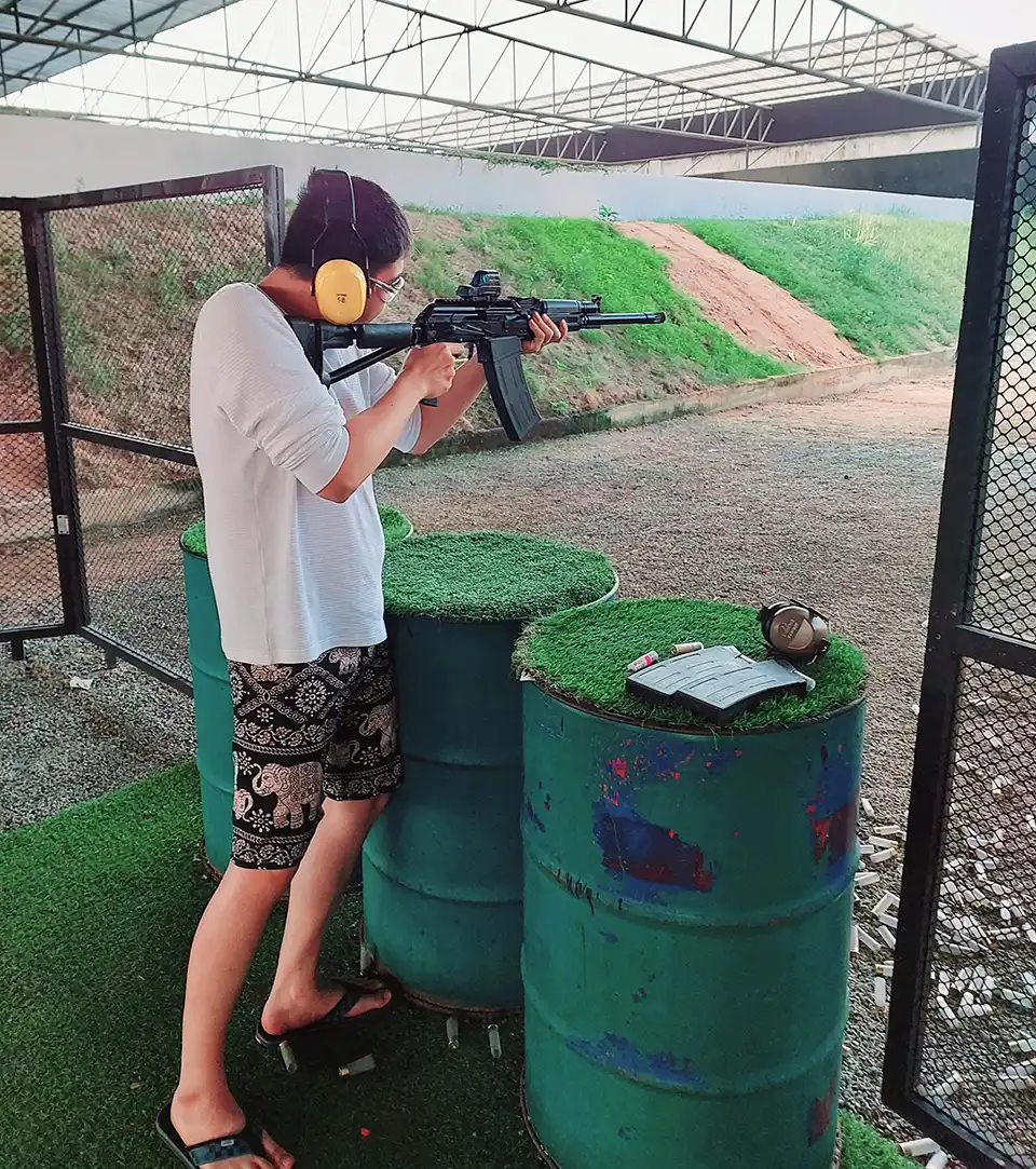 Pattaya: Battle Mouse Shooting Range