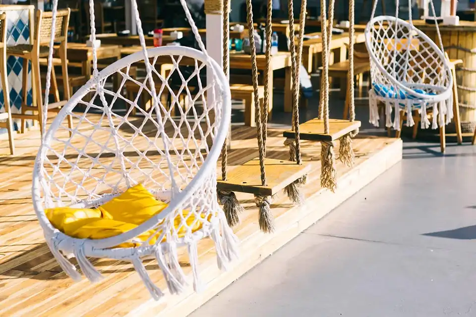 Pattaya: Tappia Floating Cafe and Squid Fishing