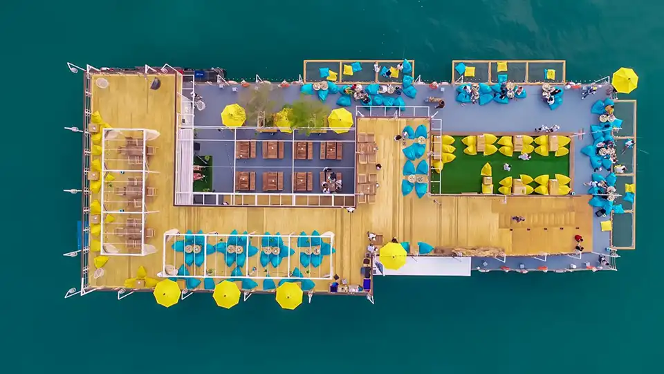 Pattaya: Tappia Floating Cafe and Squid Fishing