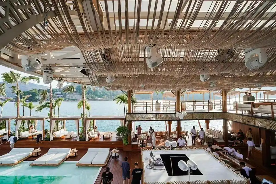 YONA Beach Club: Phuket Incredible Boat Experience