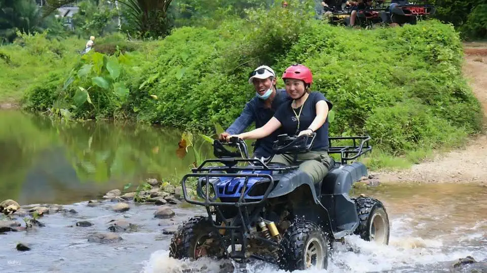 Phuket: Bamboo Rafting Tour with Elephant Bathing