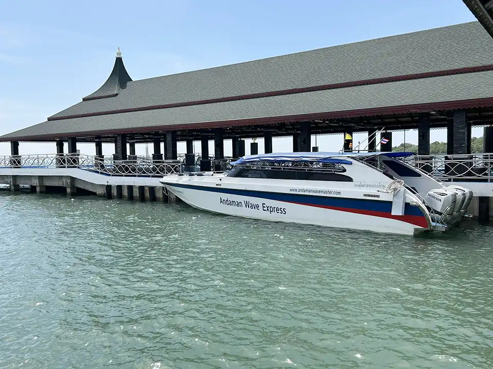Phuket: Direct Speedboat to Krabi, Railay or Ao Nang
