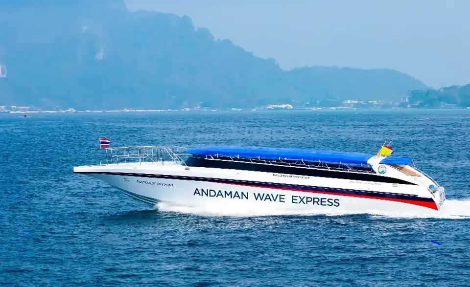 Phuket: Direct Speedboat to Krabi, Railay or Ao Nang