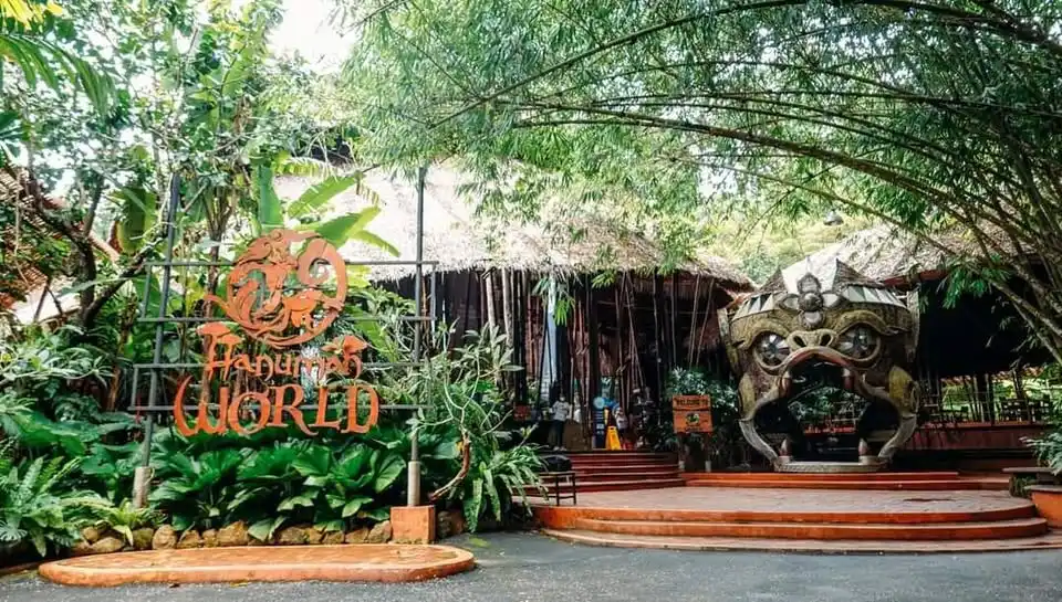 Phuket: Hanuman World Zipline Adventure