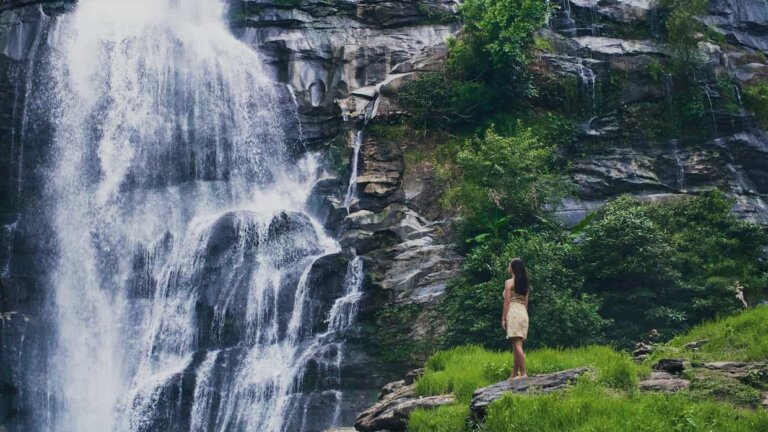 coolest waterfalls in pai