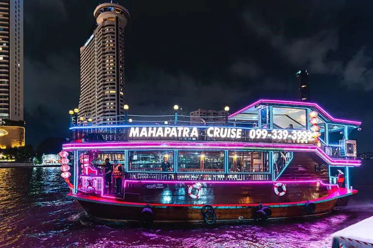 Bangkok: Mahapatra Cruise on the Chao Phraya