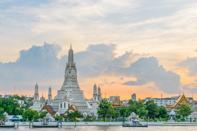 10 Best Wat Arun Bangkok Tips for First-Time Visitors